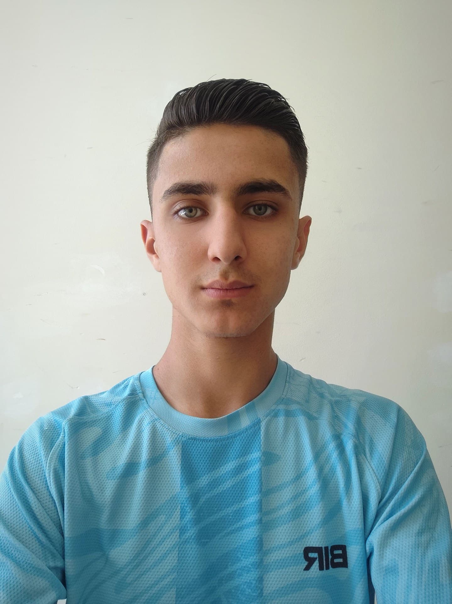 آرمین کشاورز